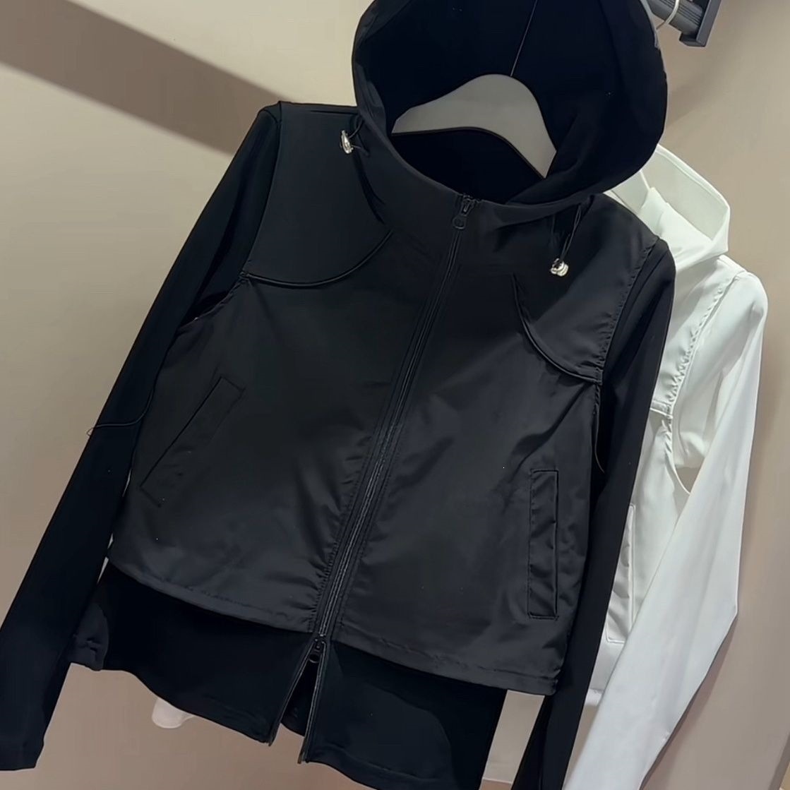 2-in-1 damesjack met capuchon, - Jackets recensie en prijs